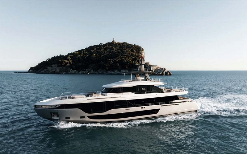 Azimut Grande 36